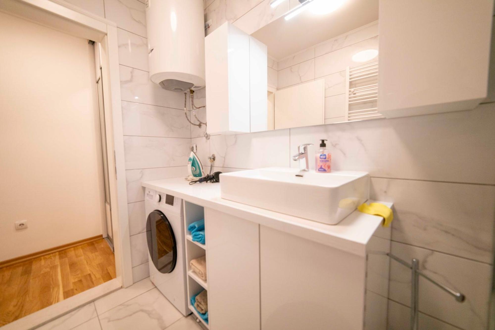 Apartment 5 Star Lukavica Extérieur photo